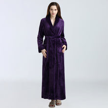 Load image into Gallery viewer, The Same Pajamas Winter Pajamas Thickened And Lengthened Bathrobe LOGO Flannel Bathrobe