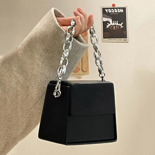 Versatile Simply Chains Solid Color Handbag