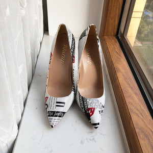Graphic Print Pointy Toe High Heel Shoes